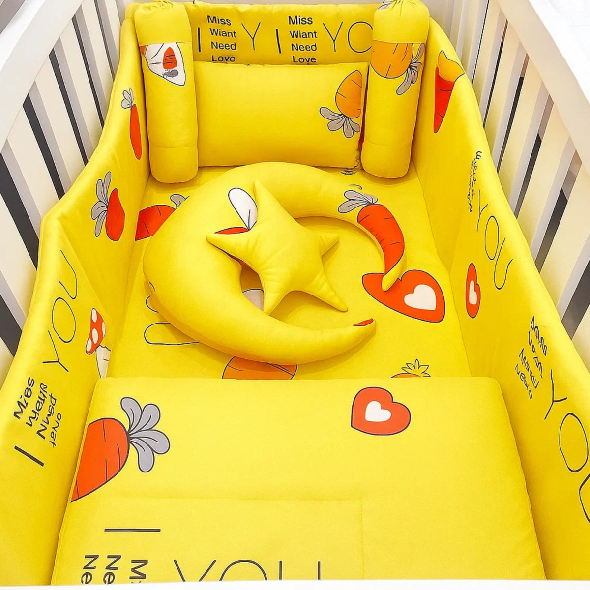 8 Pieces Cot Bedding Set - Yellow - Rabbit